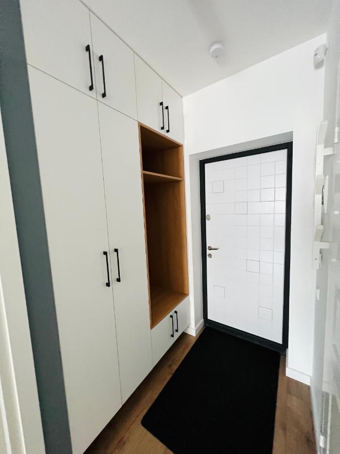 The Right Coast Apartment With Free Private Parking Рига Екстериор снимка