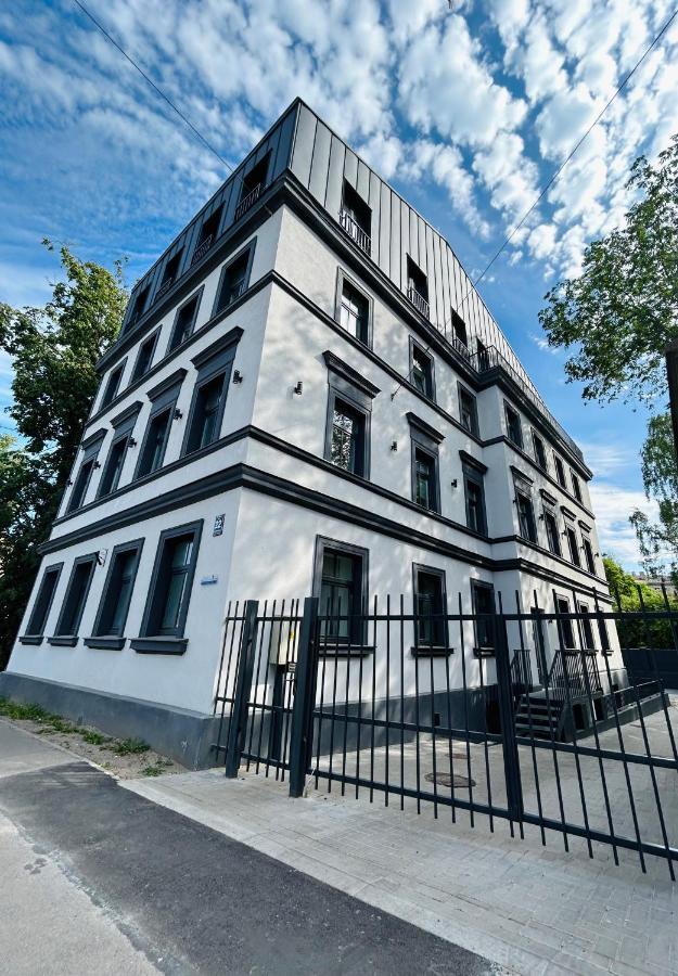 The Right Coast Apartment With Free Private Parking Рига Екстериор снимка